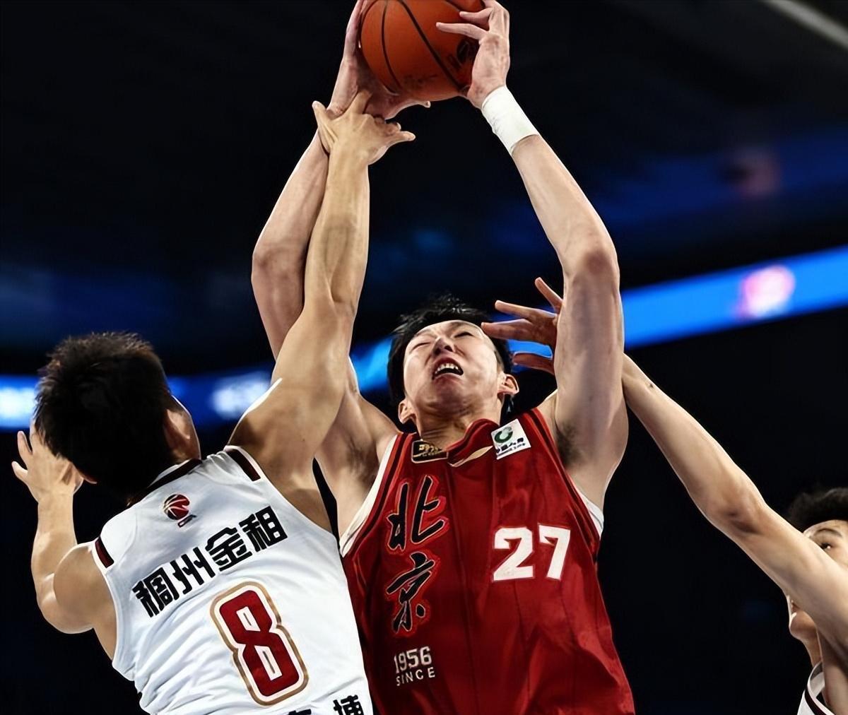 赛后突围战来临，山东男篮围绕荷甲遗憾出局，目标明确，临场指挥获称赞的简单介绍爱游戏